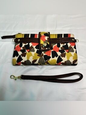 Relic by Fossil Eisley Canvas Bifold Wristlet Wallet
